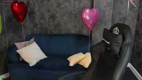 Snapshot of tina_hicks chatting on 02-12-26, 09:26 Stella online show from 02-12-26, 09:26