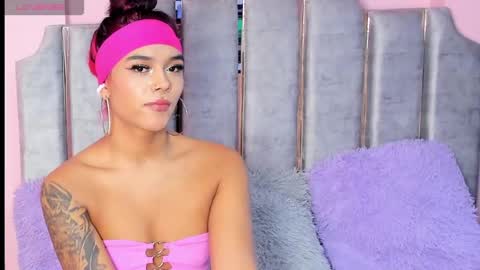 Tina noa online show from 02-19-25, 06:44