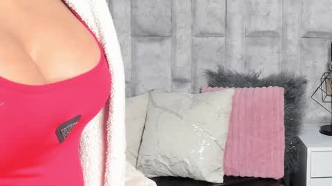 Tina noa online show from 09-19-25, 11:33