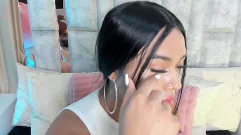 Tina noa online show from 09-26-25, 12:42