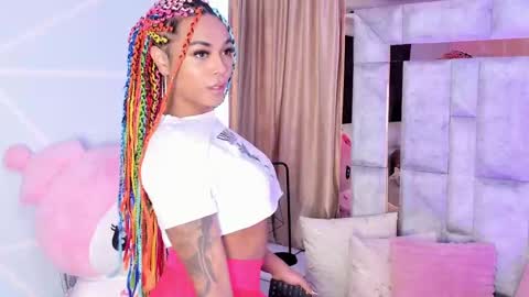 Tina noa online show from 10-07-25, 01:08