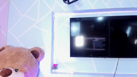 Tina noa online show from 11-11-25, 11:43