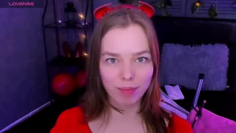 Tina Tayllor MY SHEDULEMondayTuesdaySaturdaySunday online show from 03-09-25, 07:15