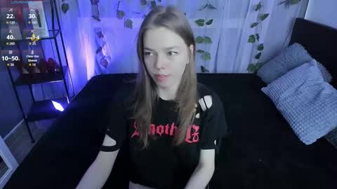 Tina Tayllor MY SHEDULEMondayTuesdaySaturdaySunday online show from 10-19-25, 04:13