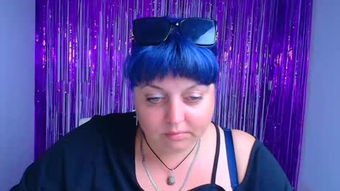 Tina online show from 09-20-25, 11:00
