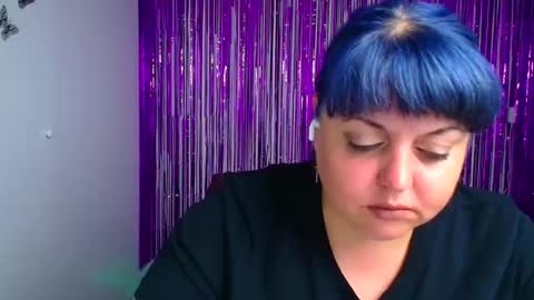 Tina online show from 09-30-25, 05:34