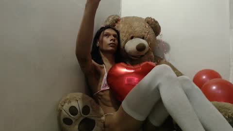 tinaa_williams online show from 02-14-25, 06:51