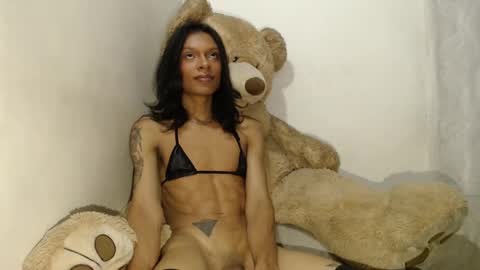 tinaa_williams online show from 02-25-25, 07:25