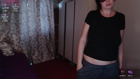 TinaFlower online show from 10-18-25, 02:18