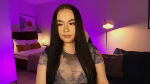 hi im curvy babyface girlie Tina online show from 02-15-26, 08:13