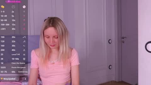 tinasiner online show from 12-08-24, 05:22