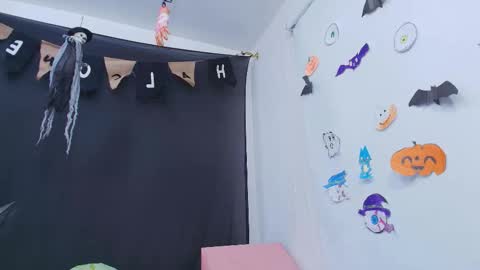 tinkerbell online show from 10-11-25, 07:23