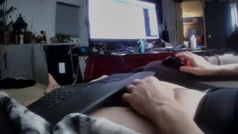 Tin online show from 03-12-25, 05:07