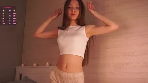 Sofia online show from 03-08-25, 04:50