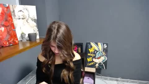 Gloria online show from 10-23-25, 07:07