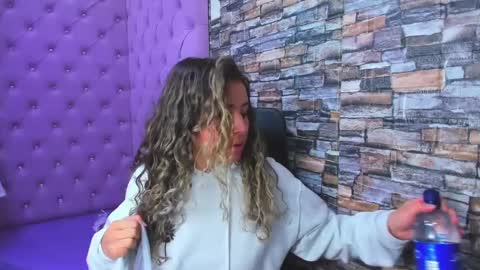 tiny online show from 01-11-25, 02:09