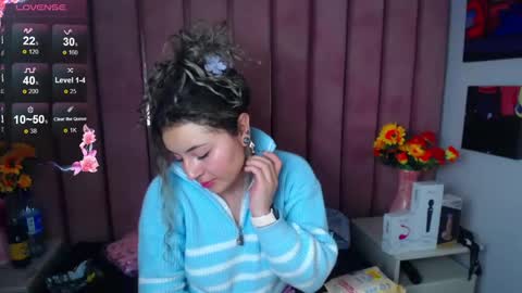 tiny online show from 02-12-25, 06:51