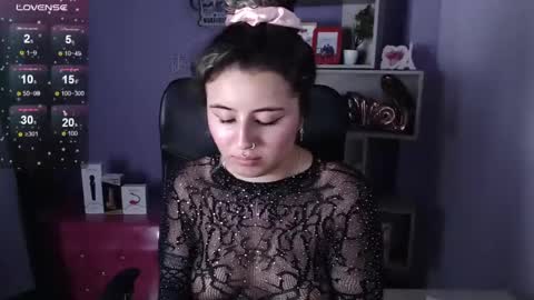 tiny online show from 02-19-25, 09:06