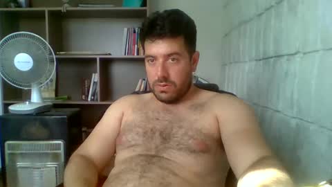 Snapshot of tinycock6129393 chatting on 12-20-24, 07:17 Benja online show from 12-20-24, 07:17