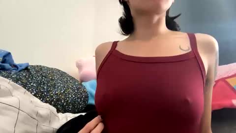 tinyhairycherry online show from 11-13-25, 07:02