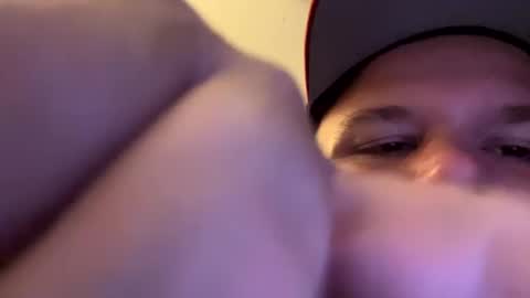 Snapshot of tiptoen1988 chatting on 10-05-25, 05:33 TipToeN1988 online show from 10-05-25, 05:33