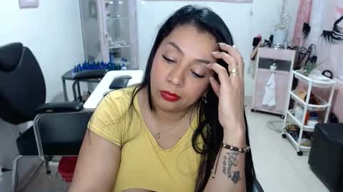 Snapshot of titsbiglovers chatting on 12-03-25, 09:24 DIVA online show from 12-03-25, 09:24