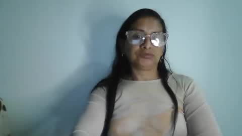 Snapshot of titssmall123 chatting on 12-09-24, 12:34 Ester online show from 12-09-24, 12:34