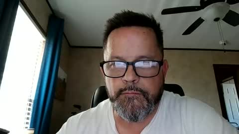 tjhawk86 online show from 12-17-25, 08:04