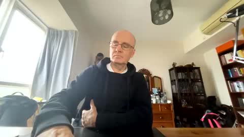 TKSnoopy online show from 02-08-26, 02:15