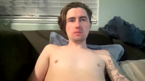 tlayne410 online show from 12-23-25, 09:51