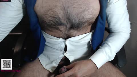 Snapshot of toaster1993 chatting on 01-12-25, 06:27 Leonel online show from 01-12-25, 06:27