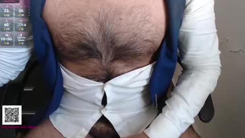 Snapshot of toaster1993 chatting on 01-22-25, 12:17 Leonel online show from 01-22-25, 12:17