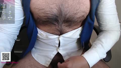 Snapshot of toaster1993 chatting on 01-30-25, 11:01 Leonel online show from 01-30-25, 11:01