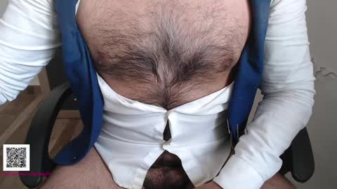 Snapshot of toaster1993 chatting on 03-11-25, 11:55 Leonel online show from 03-11-25, 11:55