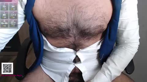 Snapshot of toaster1993 chatting on 11-13-25, 08:13 Leonel online show from 11-13-25, 08:13