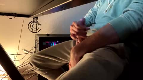 Jan5676 online show from 10-24-25, 10:06