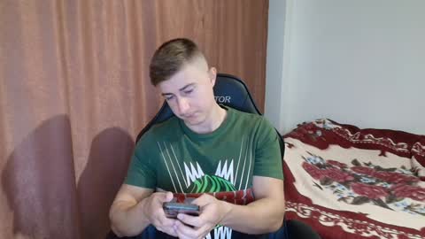 todhorny987 online show from 12-11-24, 08:15