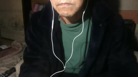 small man online show from 03-07-25, 10:56