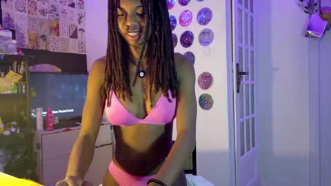 Athena Fantasy online show from 02-06-25, 09:06