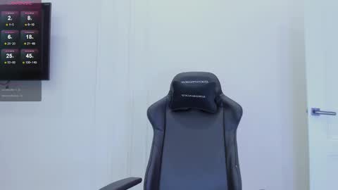 Lia online show from 01-06-26, 03:32