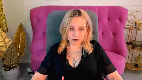 Tolli Moll online show from 12-05-24, 03:17