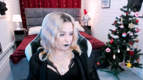 Tolli Moll online show from 01-02-25, 03:19