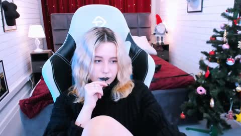 Tolli Moll online show from 01-06-25, 11:29