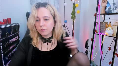 Tolli Moll online show from 01-09-25, 05:13