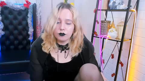 Tolli Moll online show from 01-09-25, 08:13