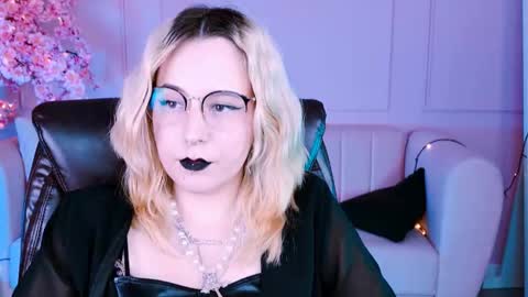 Tolli Moll online show from 01-22-25, 11:45