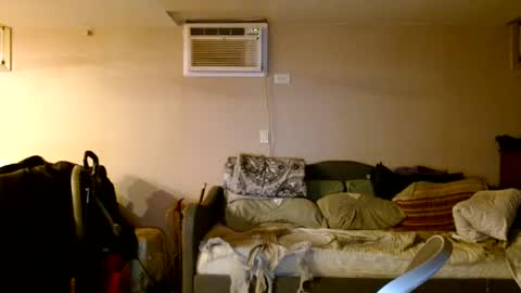 tom112292014 online show from 12-07-24, 02:53