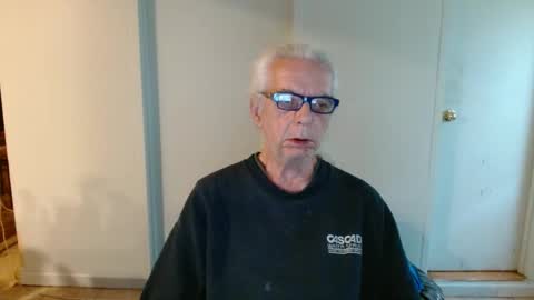 tom112292014 online show from 12-11-24, 03:58