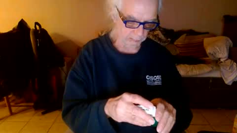 tom112292014 online show from 12-26-24, 11:35