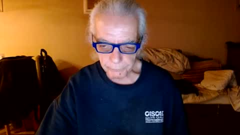 tom112292014 online show from 12-29-24, 04:38